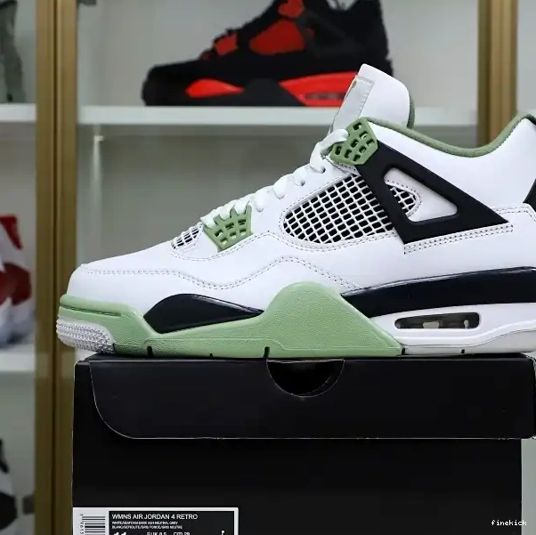 JORDAN 